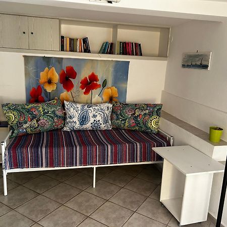Studio In Old Town Of Mytilene Apartment Exterior photo